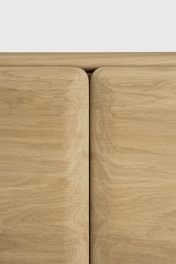 Ethnicraft TV-meubel 'PI' Geolied Eikenhout, 242cm