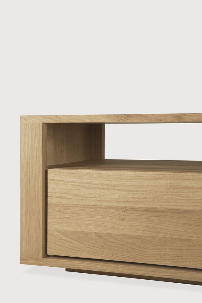 Ethnicraft TV-meubel 'Shadow' Geolied Eikenhout, 140cm