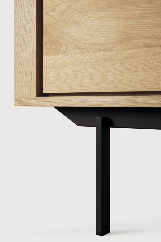Ethnicraft Dressoir 'Shadow' Geolied Eikenhout, 180cm