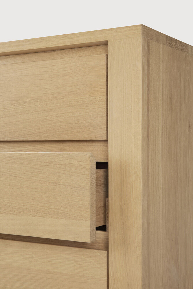 Ethnicraft Dressoir 'Shadow' Geolied Eikenhout, 224cm