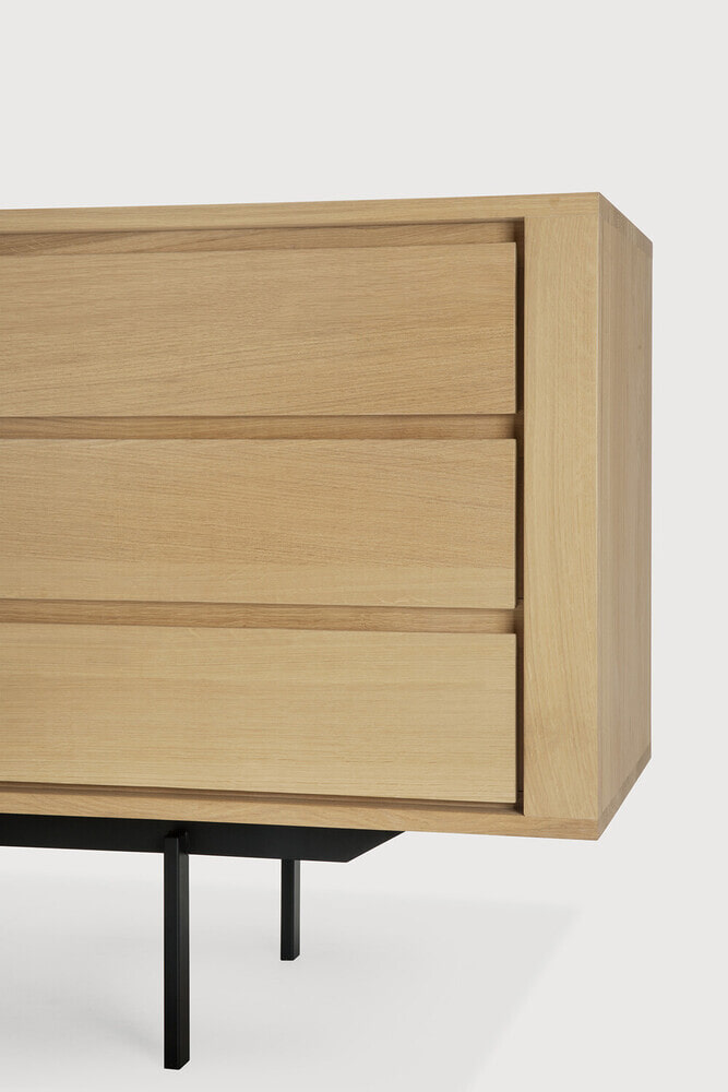 Ethnicraft Dressoir 'Shadow' Geolied Eikenhout, 224cm