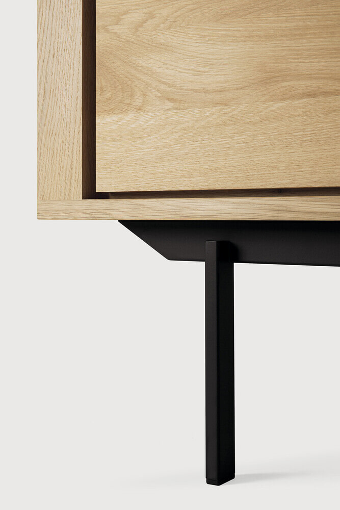 Ethnicraft Dressoir 'Shadow' Geolied Eikenhout, 134cm