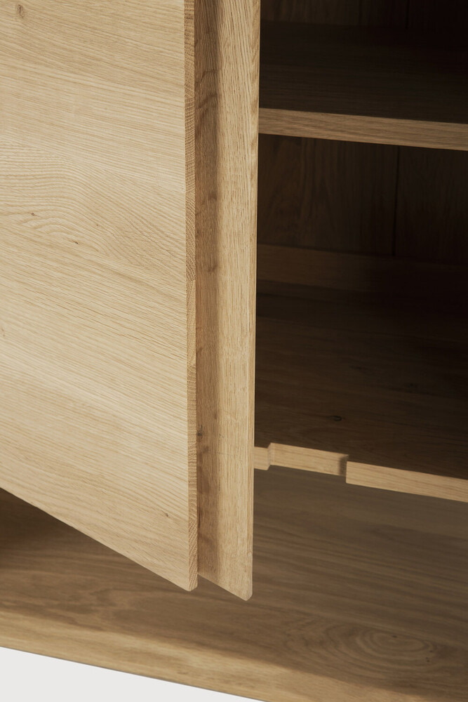 Ethnicraft Dressoir 'Nordic' Geolied Eikenhout, 158cm