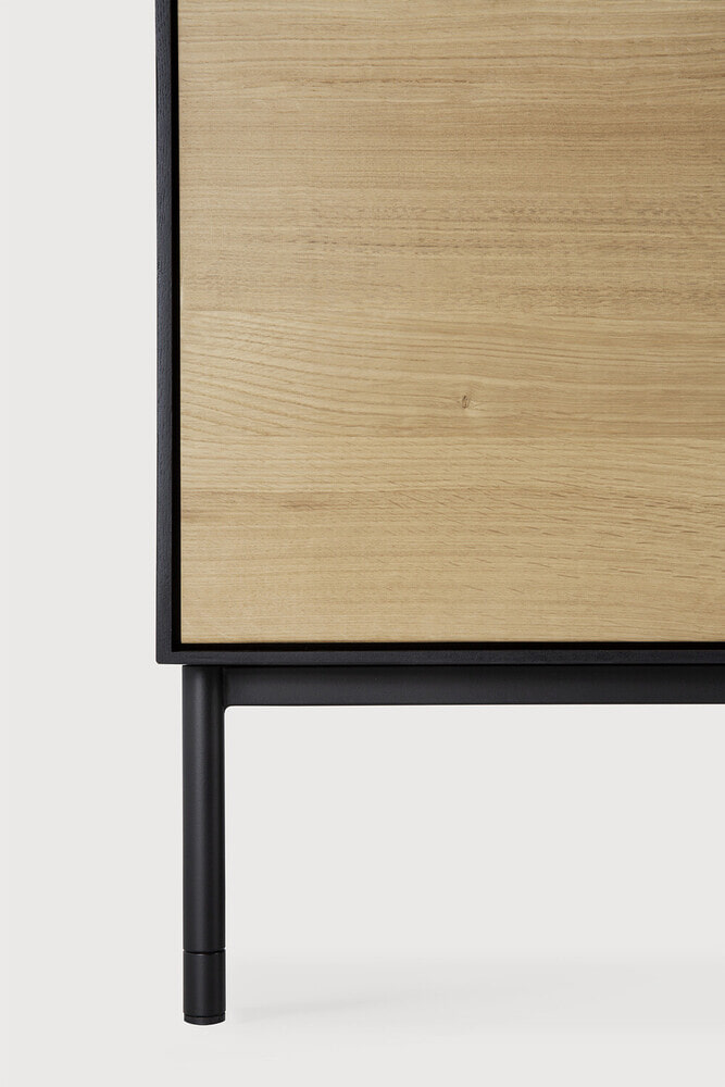 Ethnicraft Dressoir 'Blackbird' Gevernist Eikenhout, 180cm