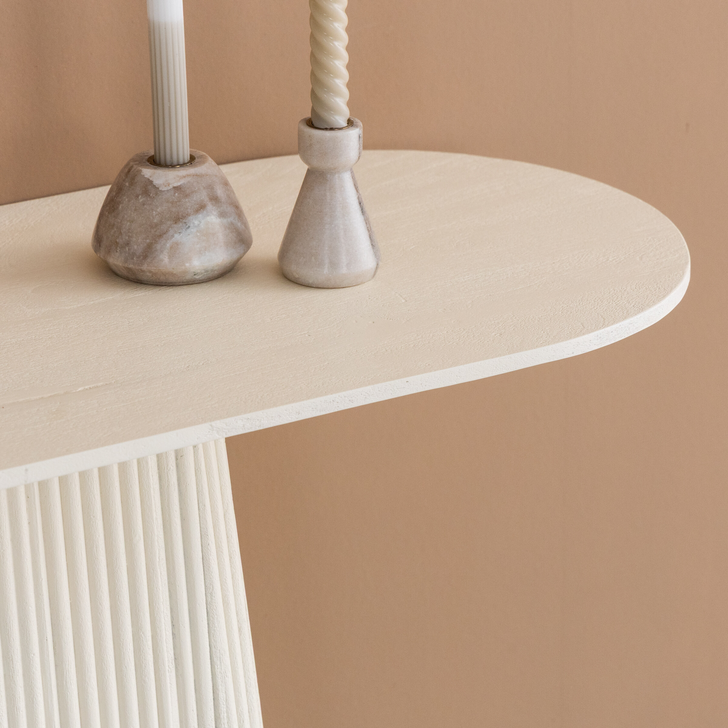 Sohome Ovale Sidetable 'Puck' Mangohout, 140cm, kleur Ivoor