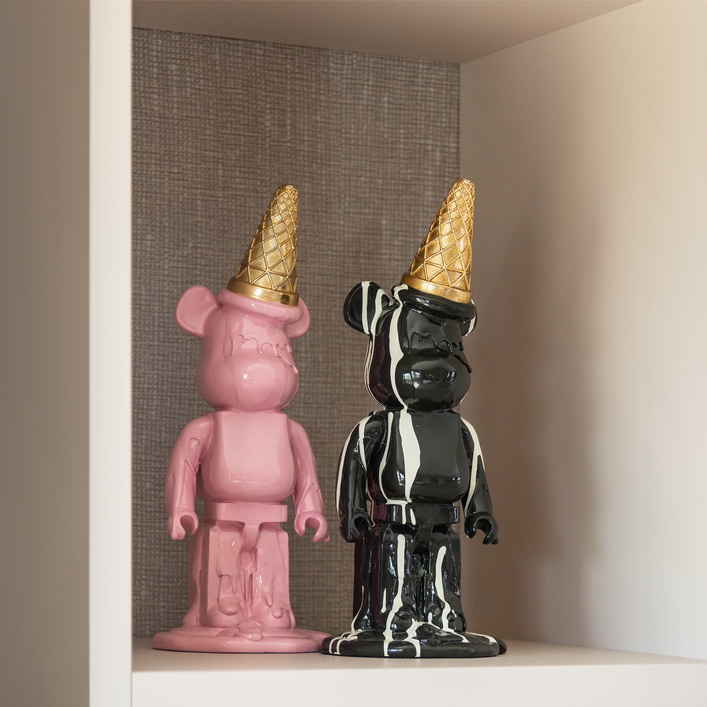 Richmond Decoratie 'Icebear' 40cm hoog, kleur Zwart