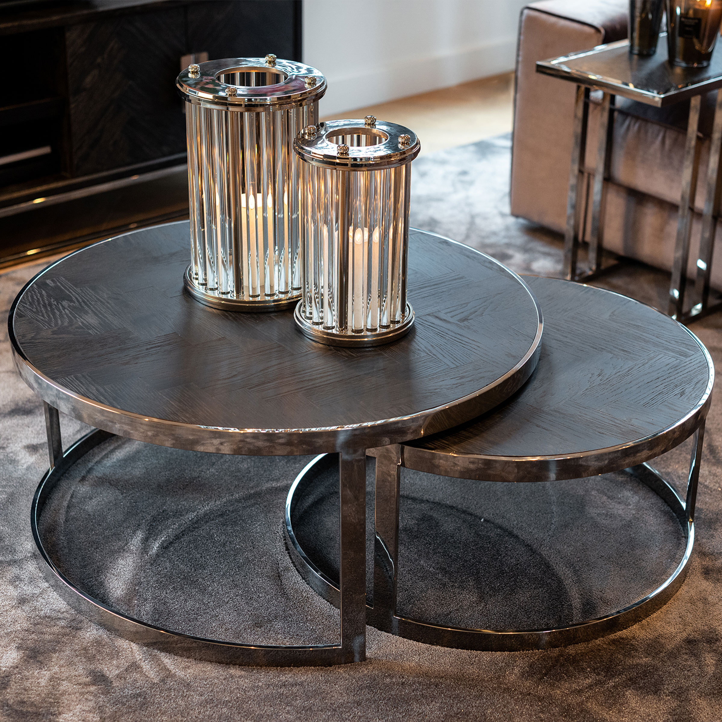 Richmond Salontafel 'Blackbone' Eikenhout en Staal, kleur Zwart en Zilver Richmond Salontafel 'Blackbone' Eikenhout en Staal, kleur Zwart en Zilver