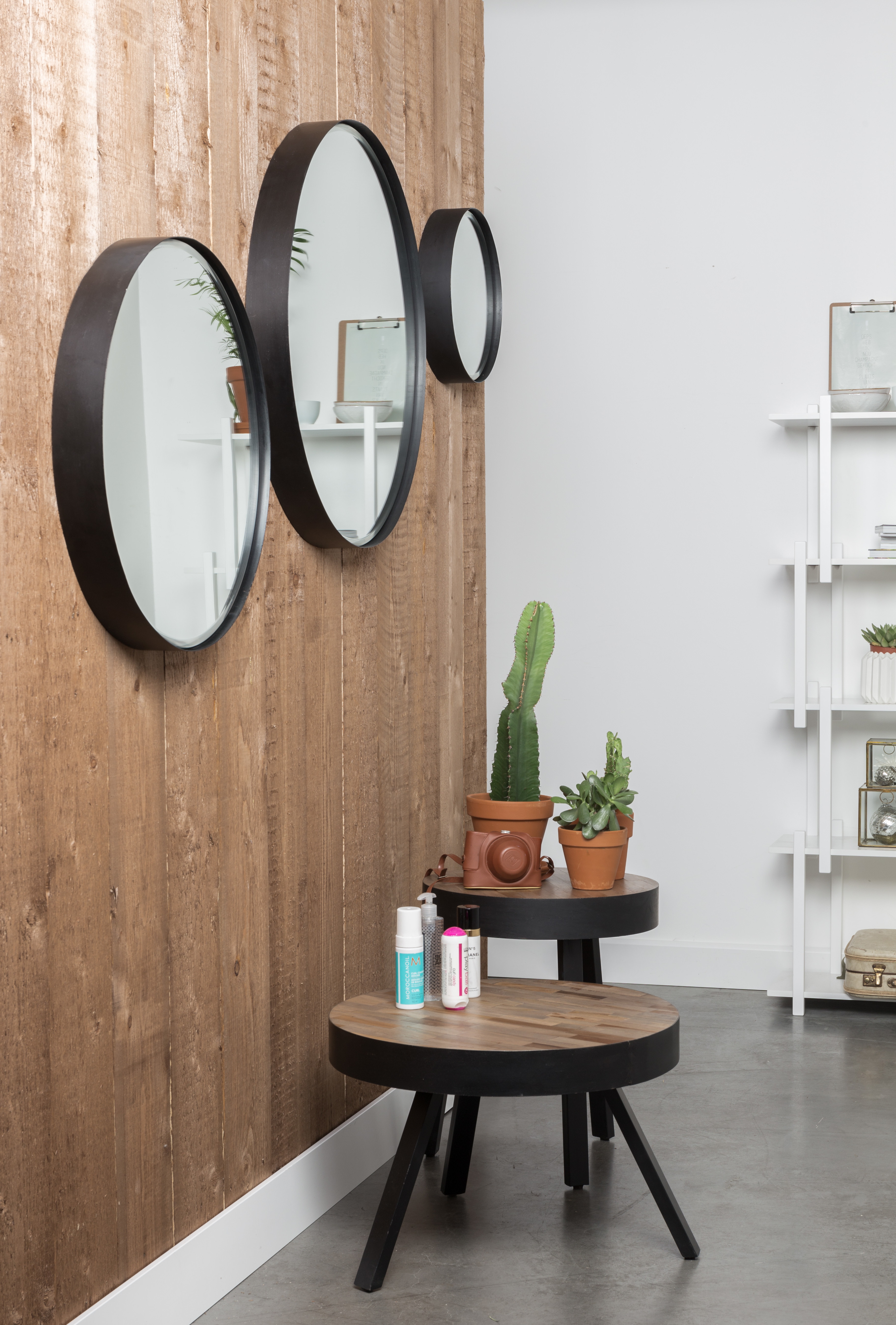 Ronde Spiegel 'Sal' 75cm, kleur zwart