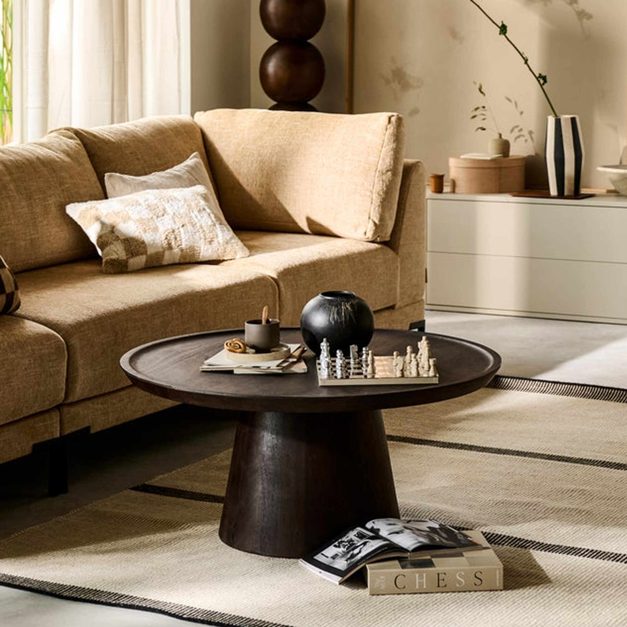 vtwonen Ronde Salontafel Coffee A Gogo Mangohout, 90cm - Walnoot