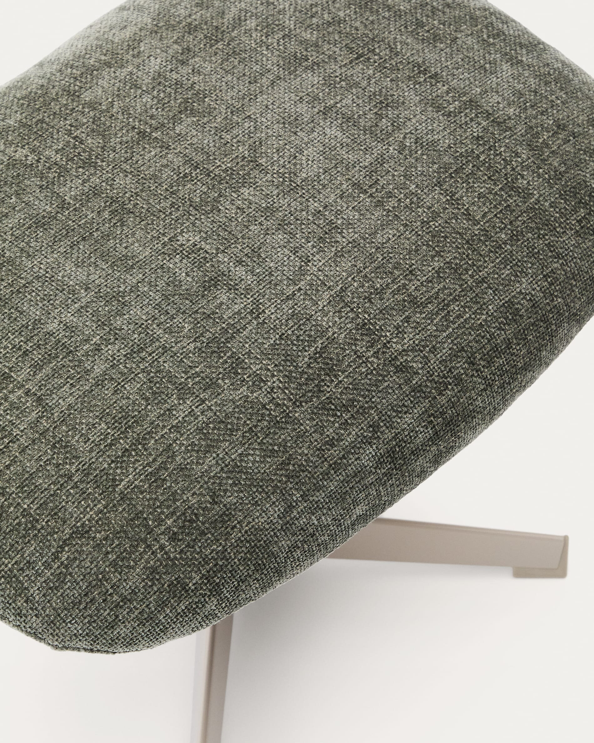 Kave Home Draaibare Hocker 'Teryl' Chenille, kleur Donkergroen