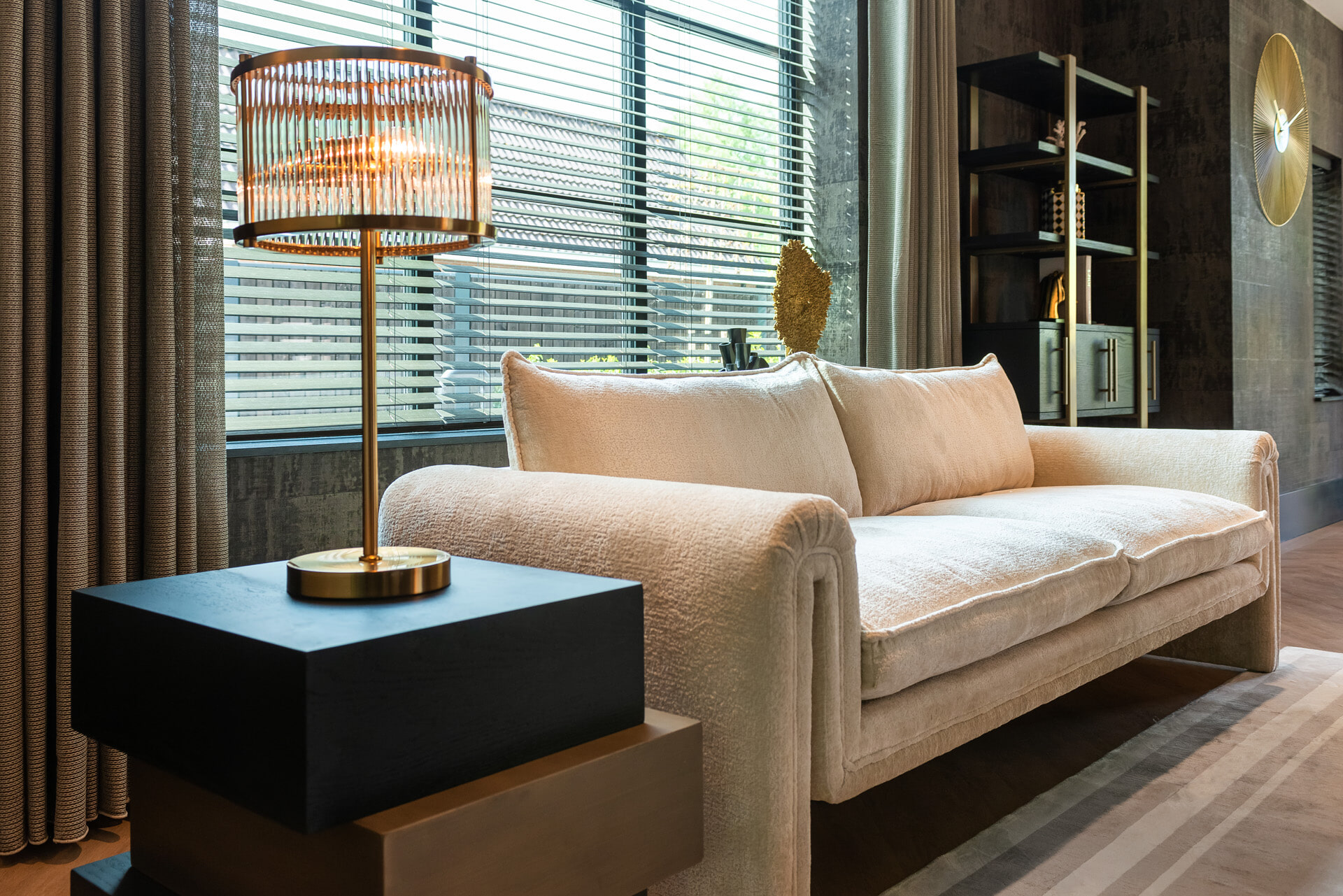 Richmond Tafellamp 'Loiza' 64cm hoog, kleur Brushed Gold