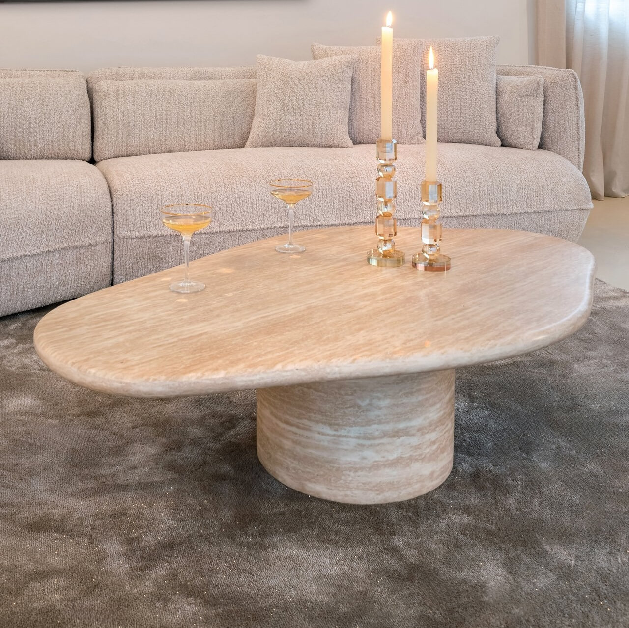 Richmond Organische Salontafel Fictus Travertin look, 130 x 80cm - Beige - Japandi