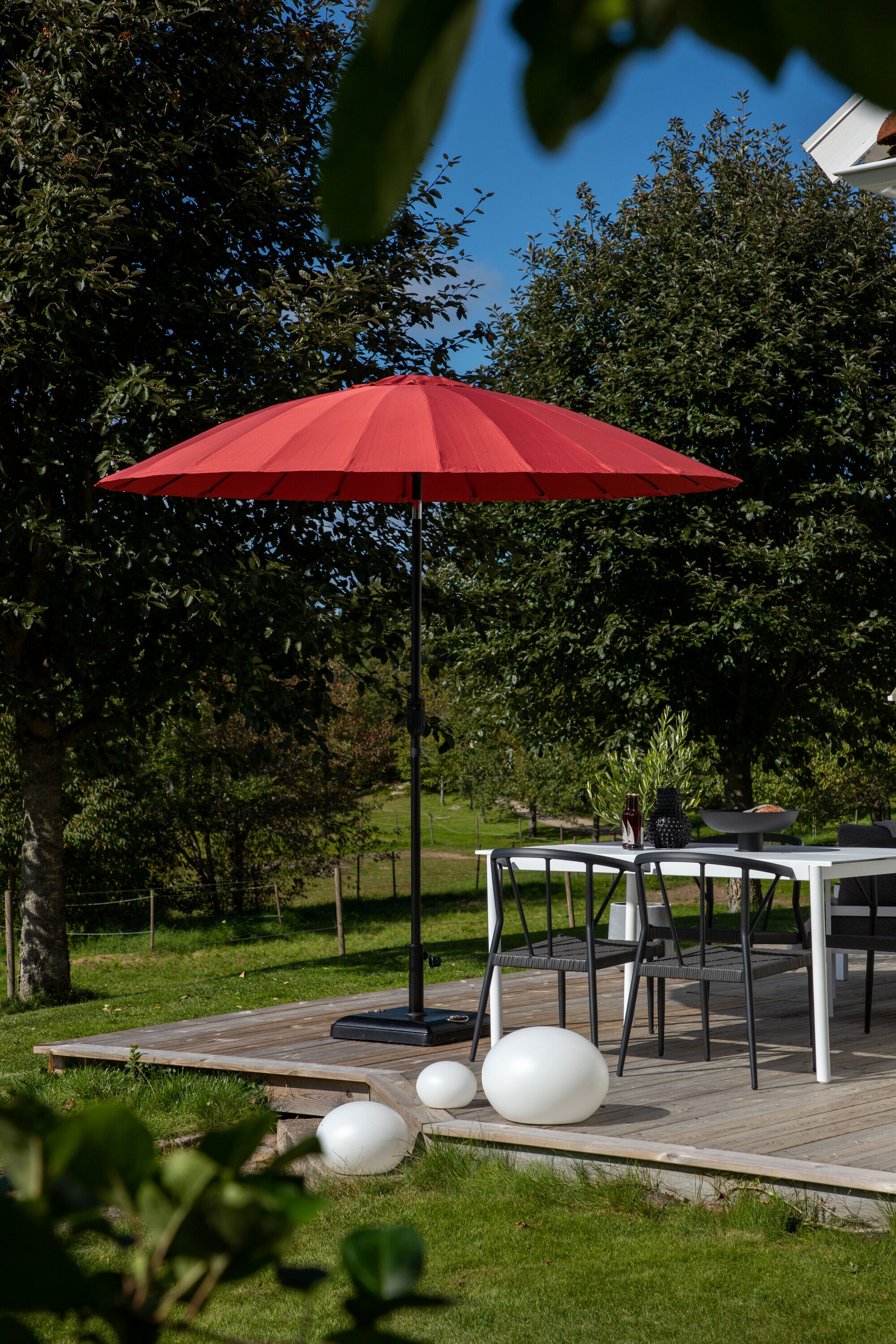 Nohr Parasol 'Karman' 270cm, kleur Rood