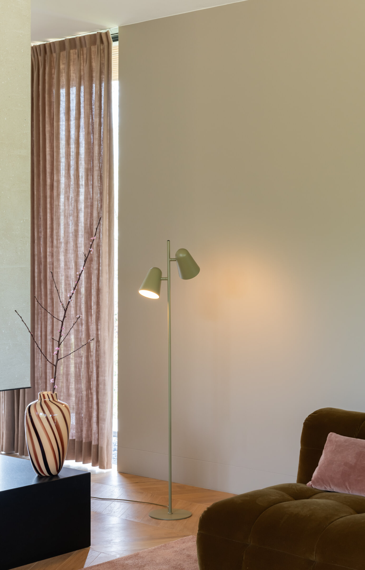 its about RoMi Vloerlamp 'Salamanca' 2-lamps, kleur Olijfgroen