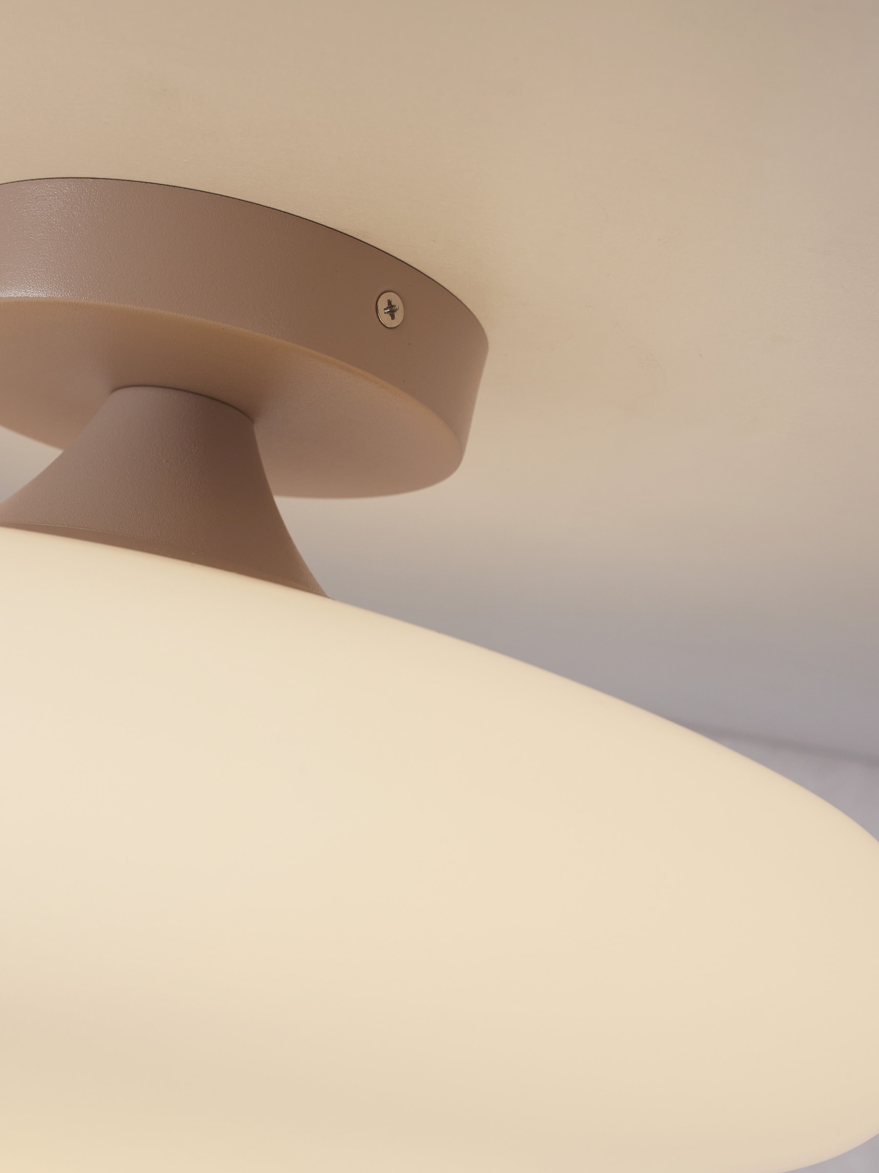 its about RoMi Plafondlamp 'Sapporo' 28cm