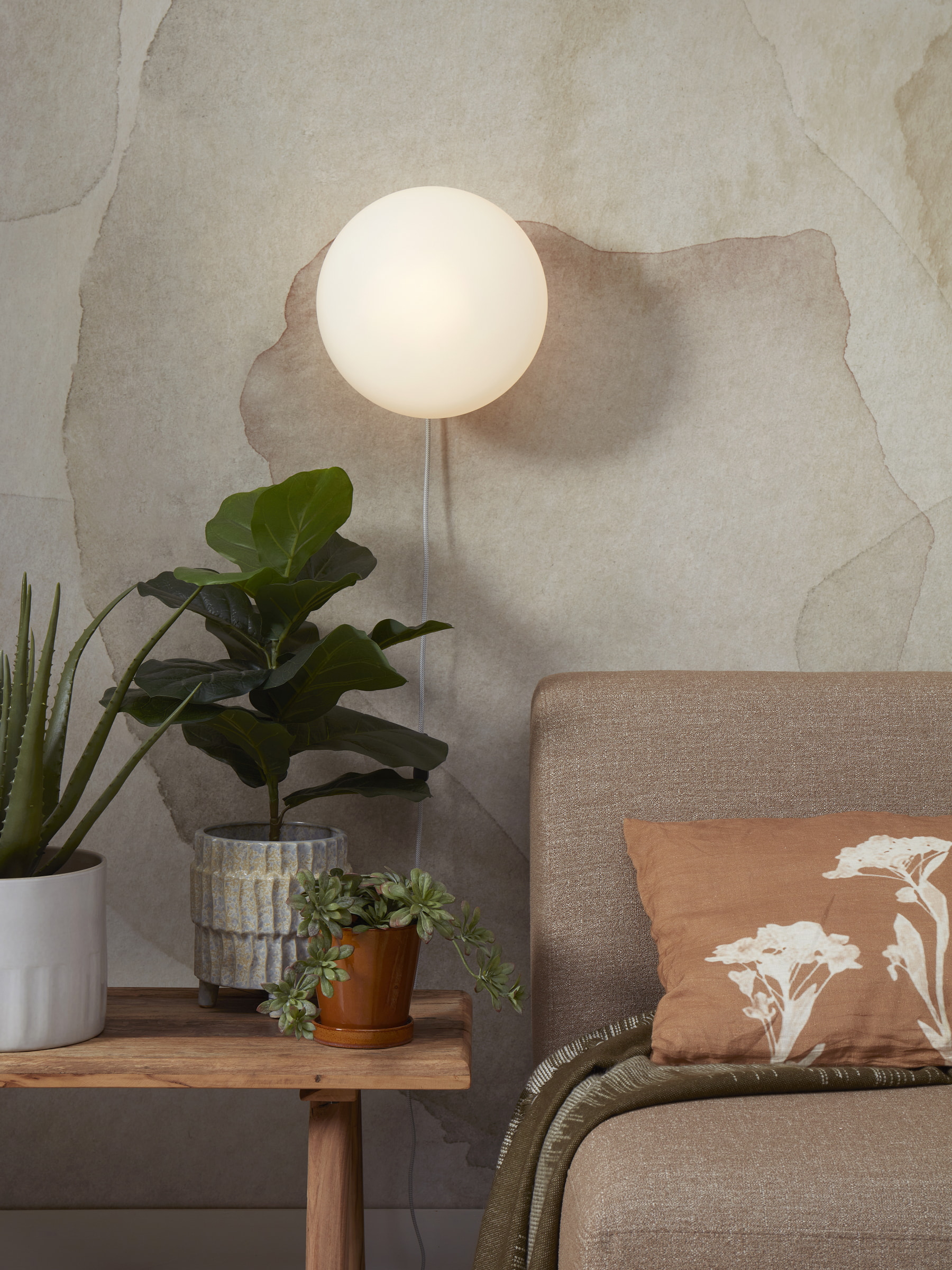 its about RoMi Wandlamp 'Sapporo' 28cm