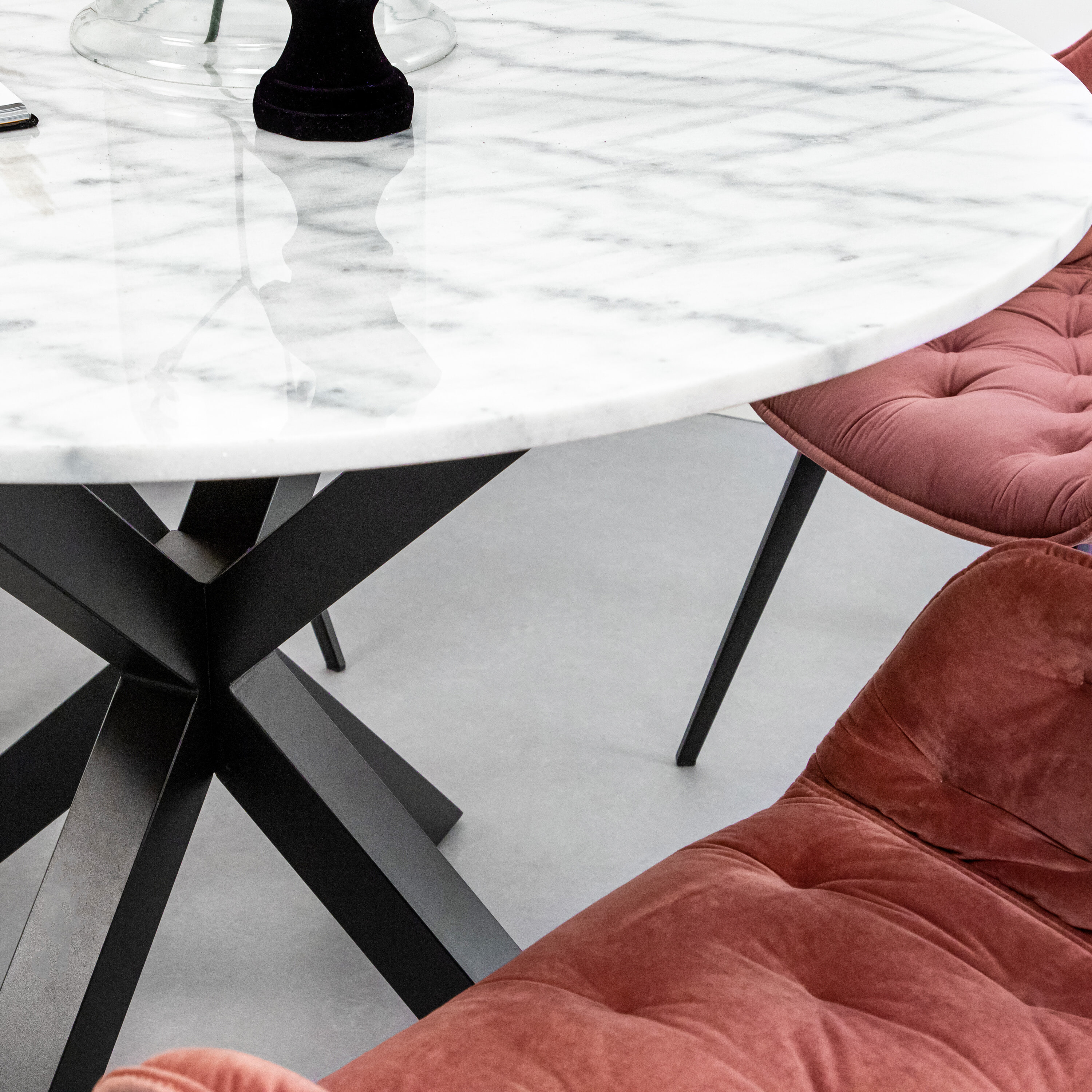 Sohome Ronde Eettafel Lille Wit marmer, 110cm SH0340 SoHome Ronde Eettafel Lille Wit marmer | Meubelpartner in