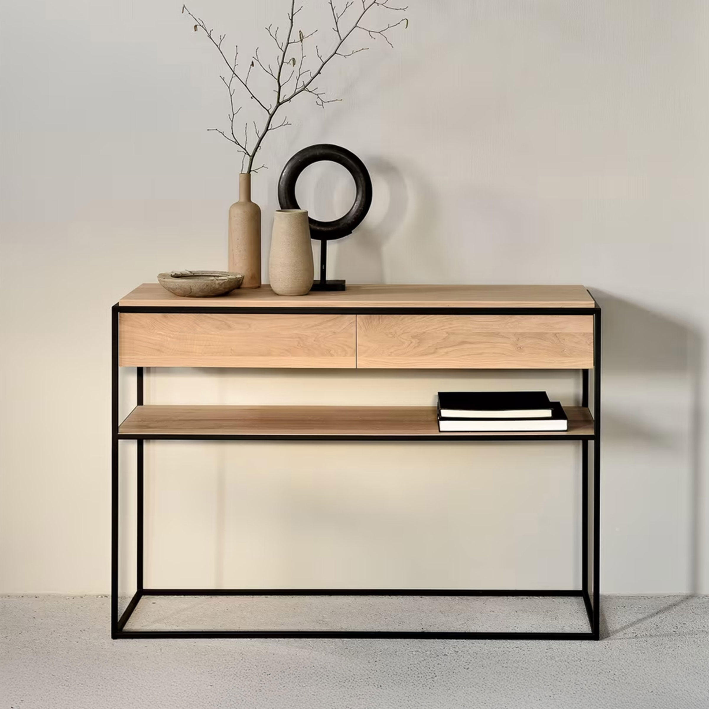 Ethnicraft Sidetable 'Monolit' Eikenhout, 122cm