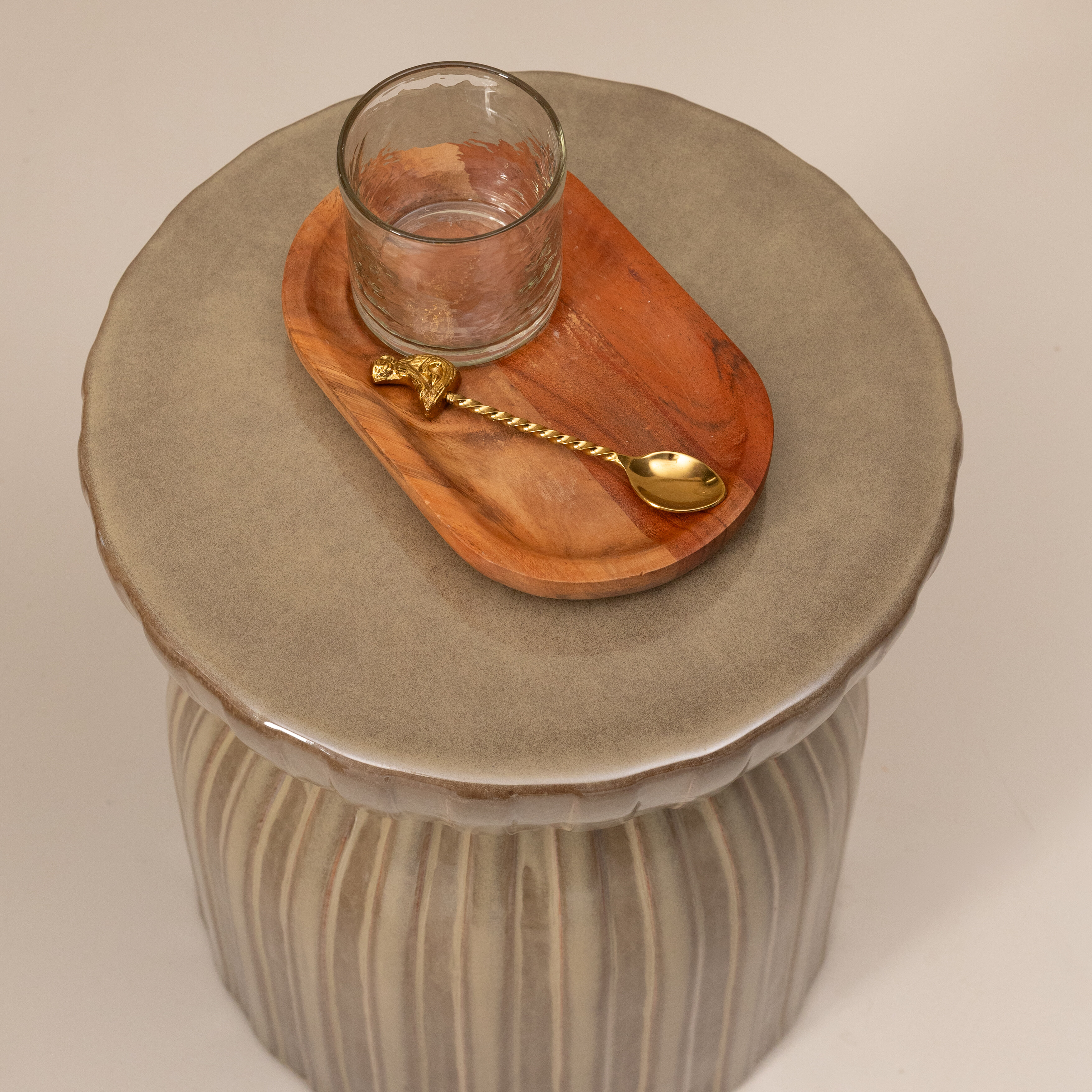 Rivièra Maison Bijzettafel 'Sintra' Keramiek, kleur Urban Olive