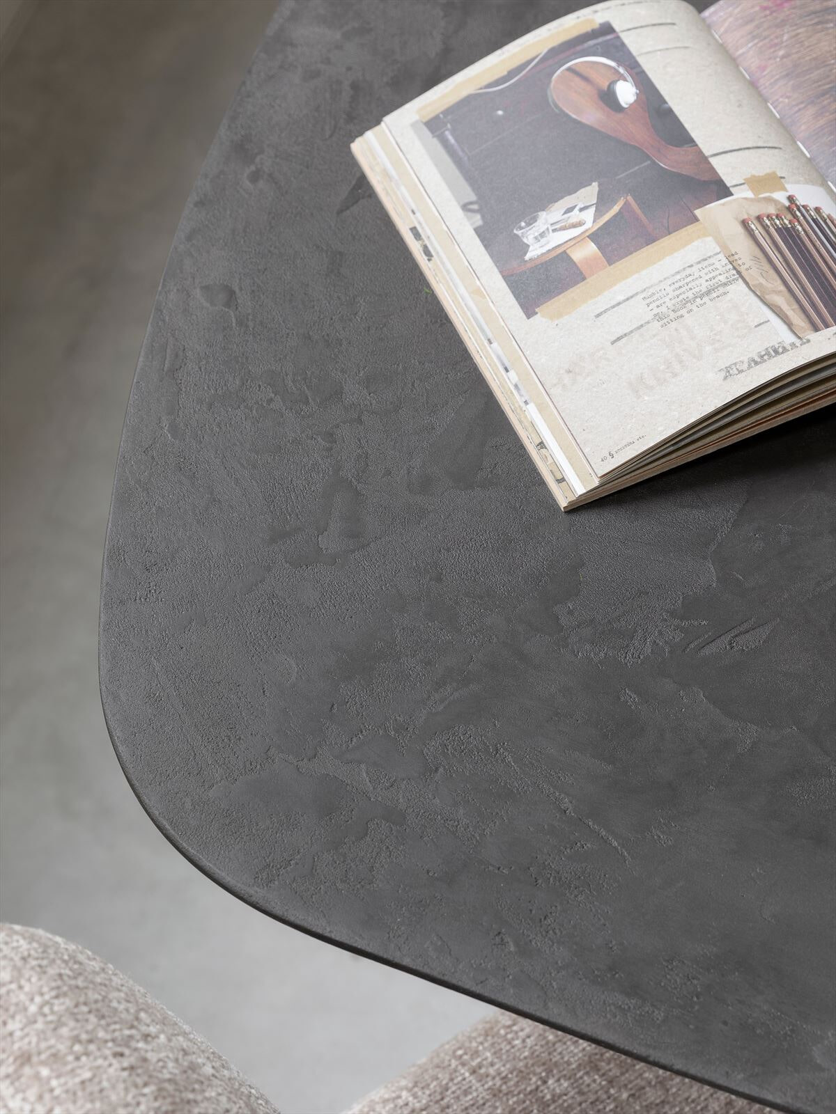 DTP Home Eettafel 'Soho' Deens ovaal, Betonlook, 210 x 110cm