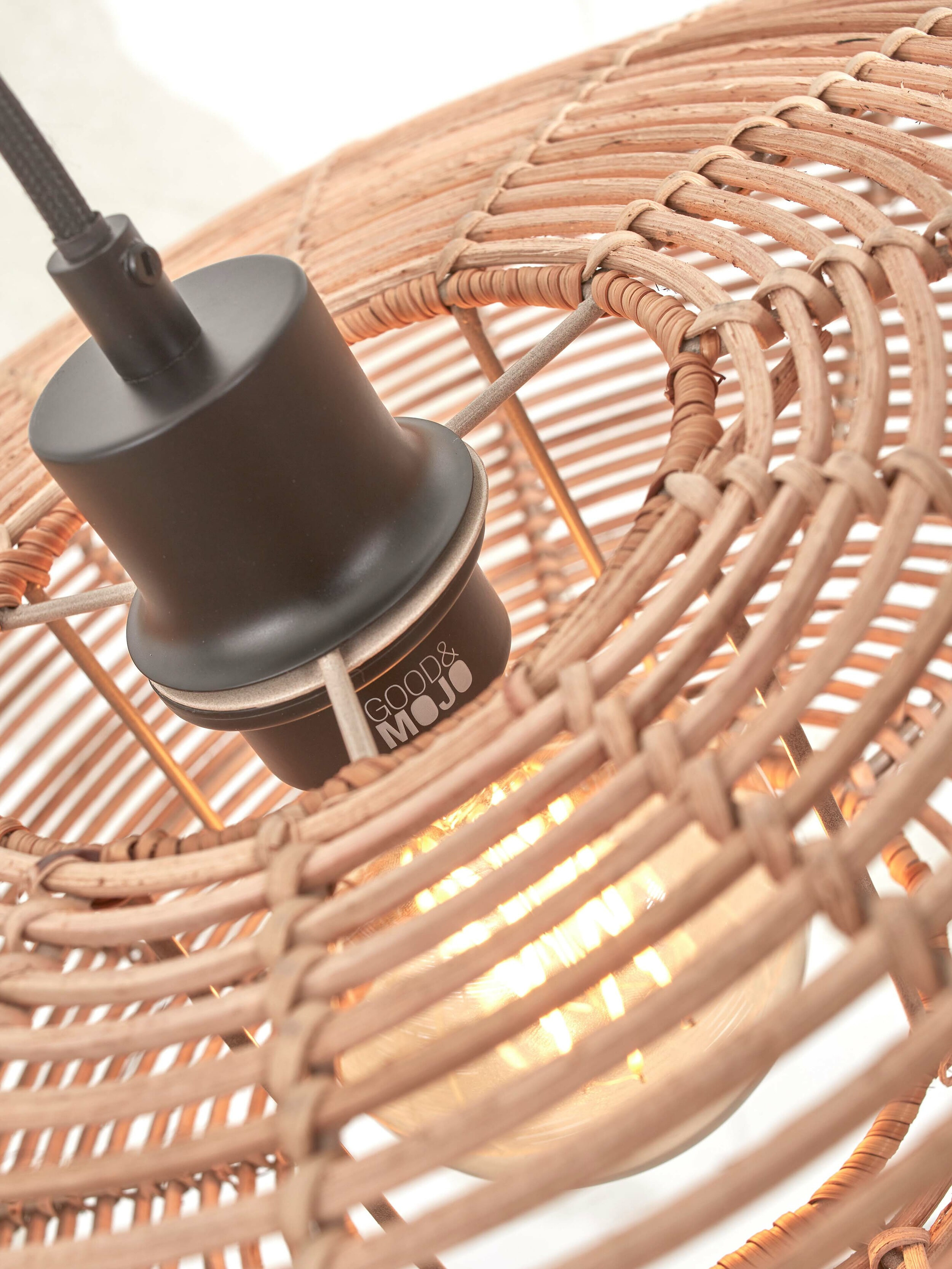 GOOD&MOJO Vloerlamp 'Tanami' Bamboe en rotan, 176cm, kleur Wit/Naturel