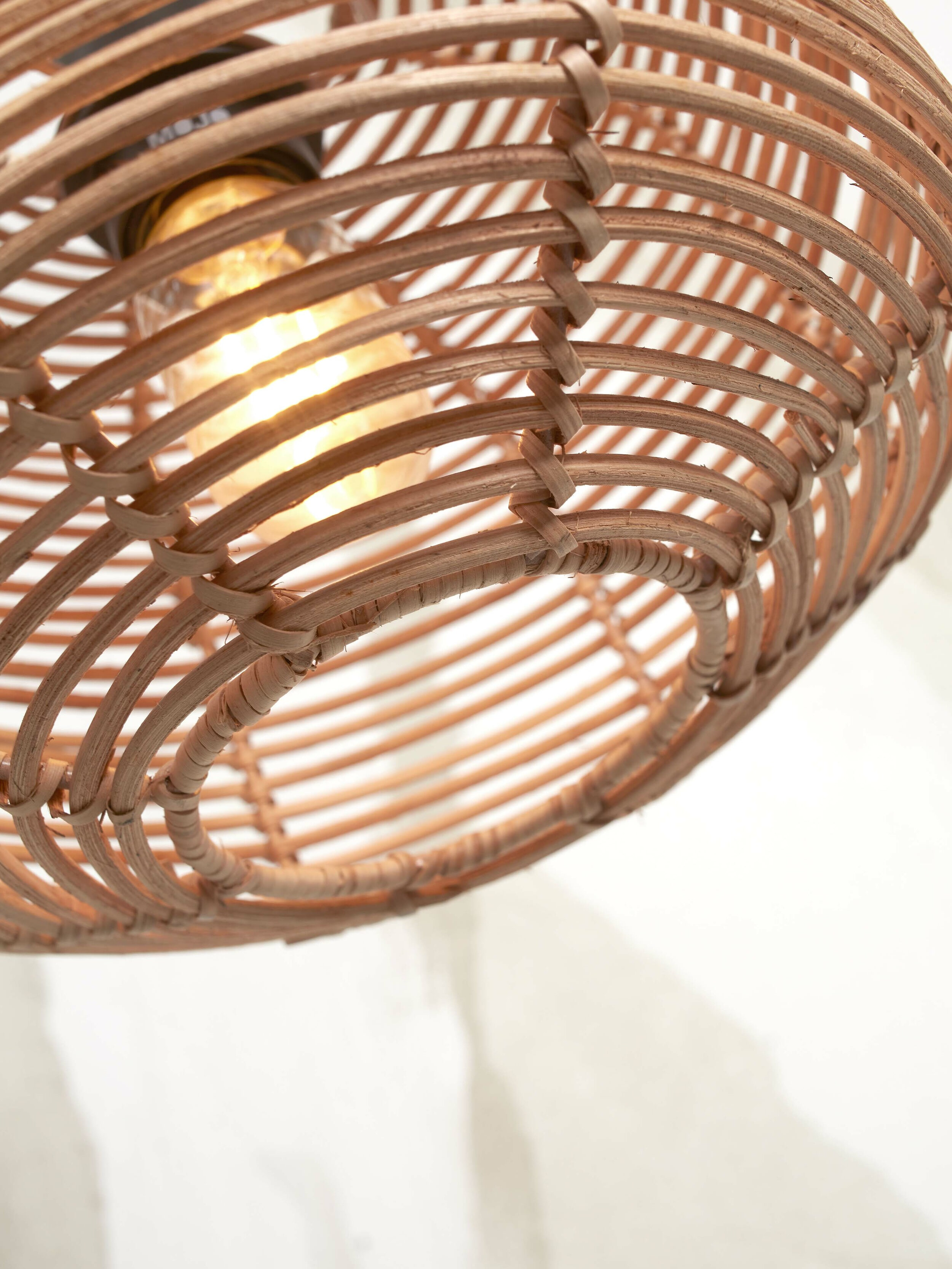 GOOD&MOJO Vloerlamp 'Tanami' Bamboe en rotan, 150cm, kleur Wit/Naturel