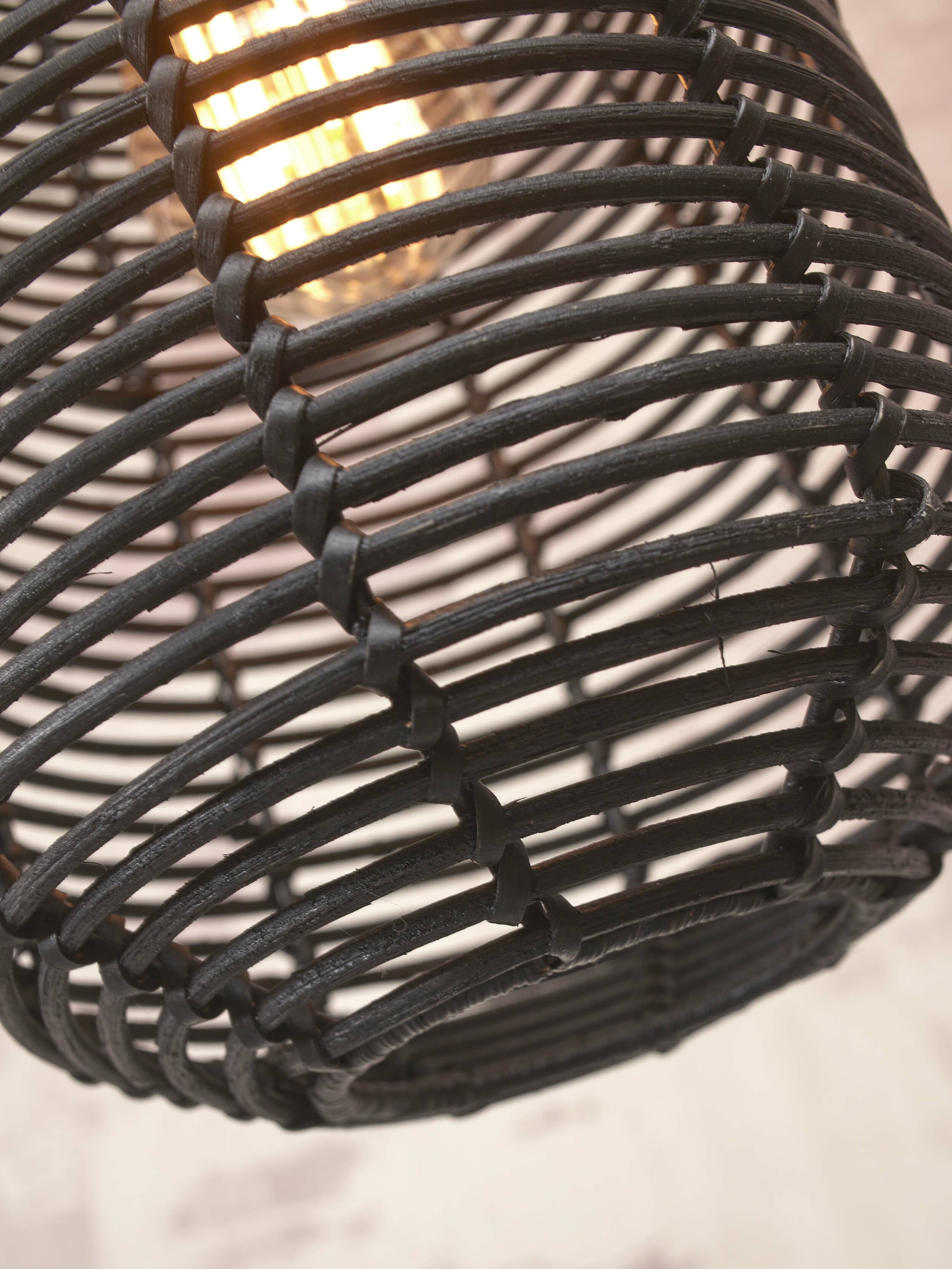 GOOD&MOJO Hanglamp 'Tanami' Rotan, 18cm, kleur Zwart