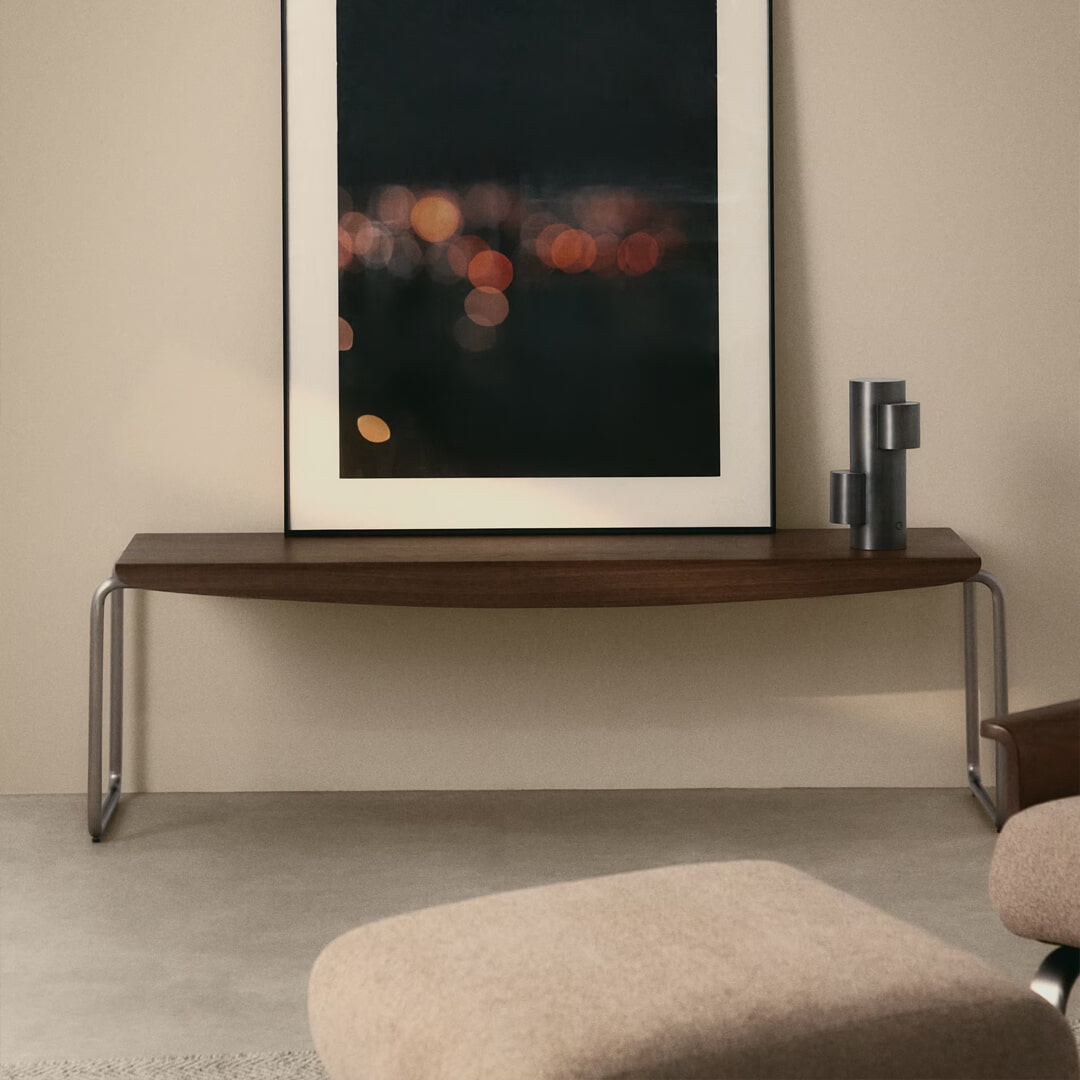 Kave Home Bank 'Tarsel' Walnootfineer, 142cm