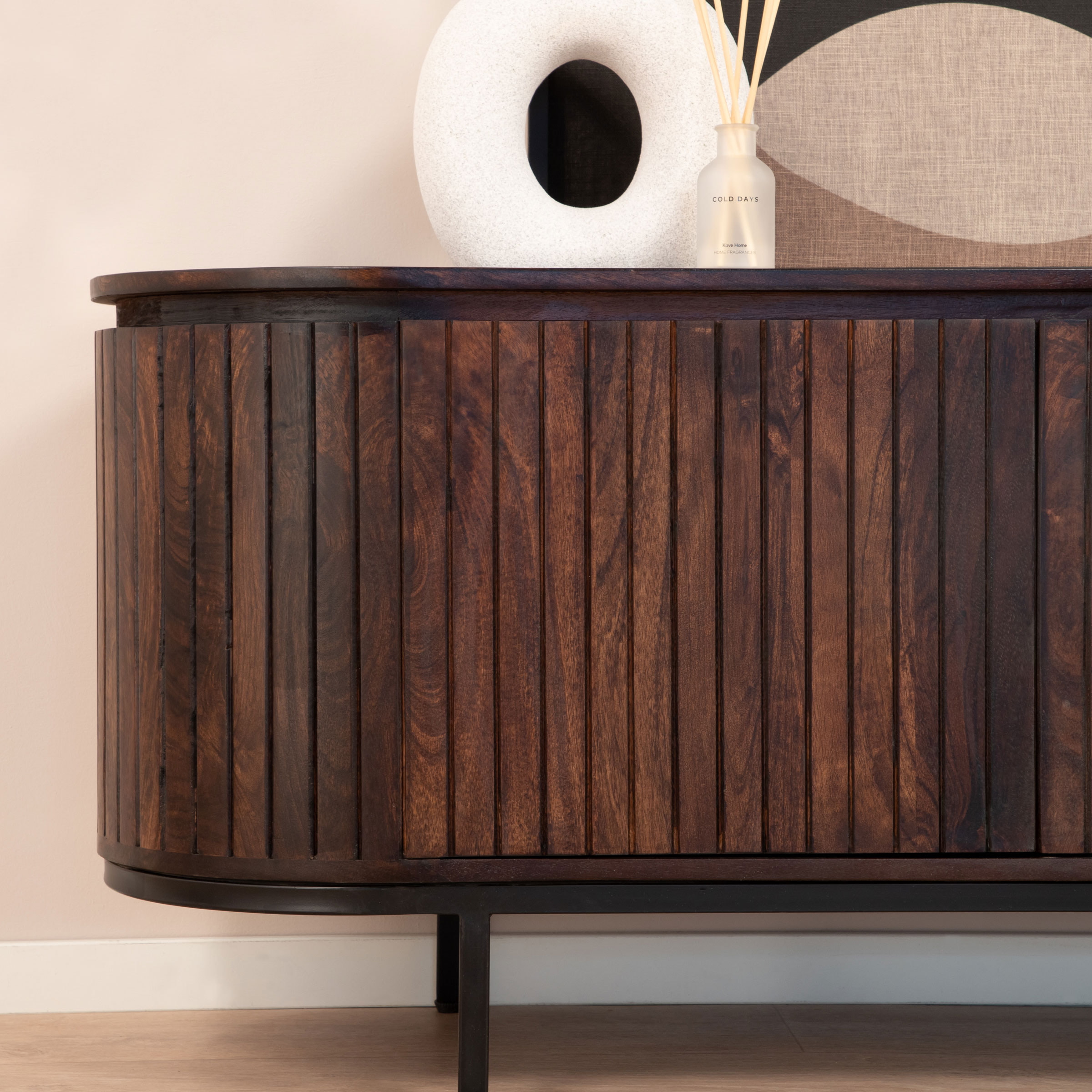 Livingfurn TV-meubel 'Noor' Mangohout, 210cm, kleur Walnoot