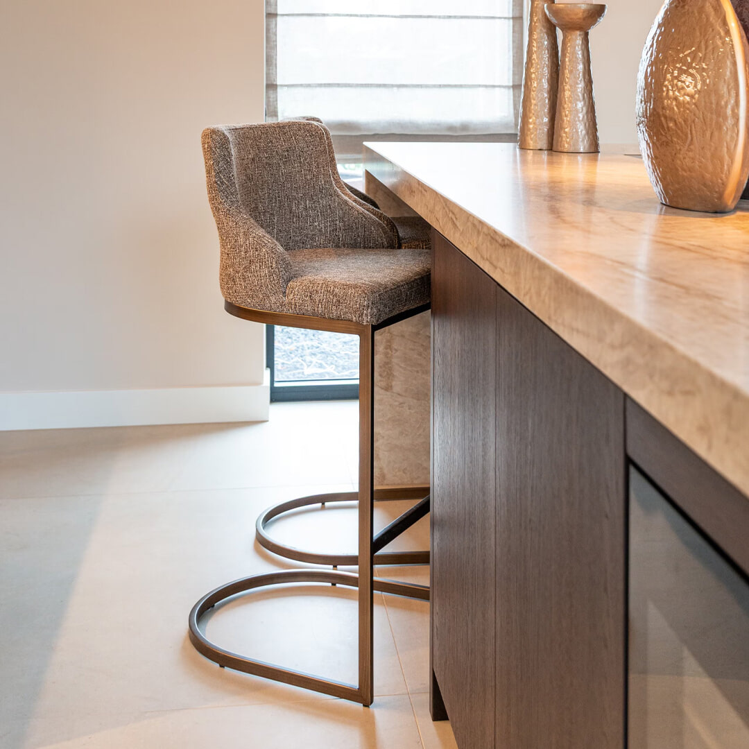 Richmond Barstoel 'Bolton' Tweed stof, kleur Bruin (zithoogte 76cm)