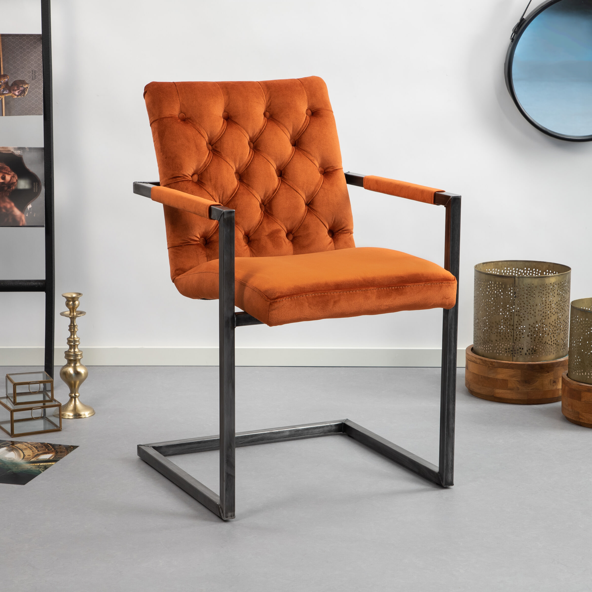 Sohome Eetkamerstoel 'York' Velvet, kleur Oranje Sohome Eetkamerstoel 'York' Velvet, kleur Oranje