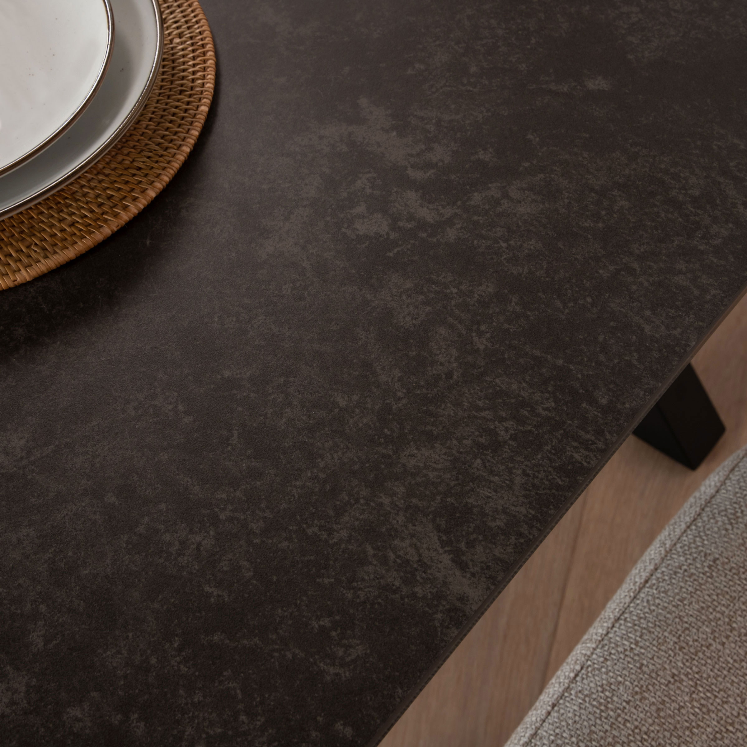 Sohome Uitschuifbare Eettafel 'Parker' Keramiek, 200-240 x 100cm, kleur zwart
