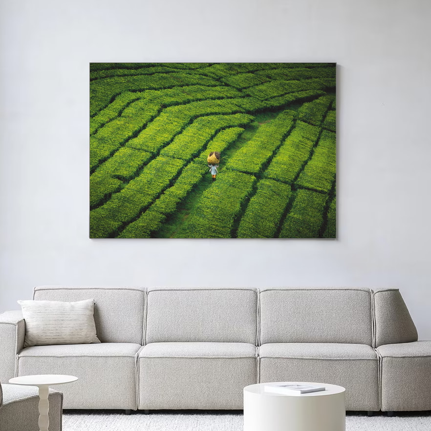 Urban Cotton Wandkleed 'Tote Pengalengan' 145 x 190cm in Frame - black