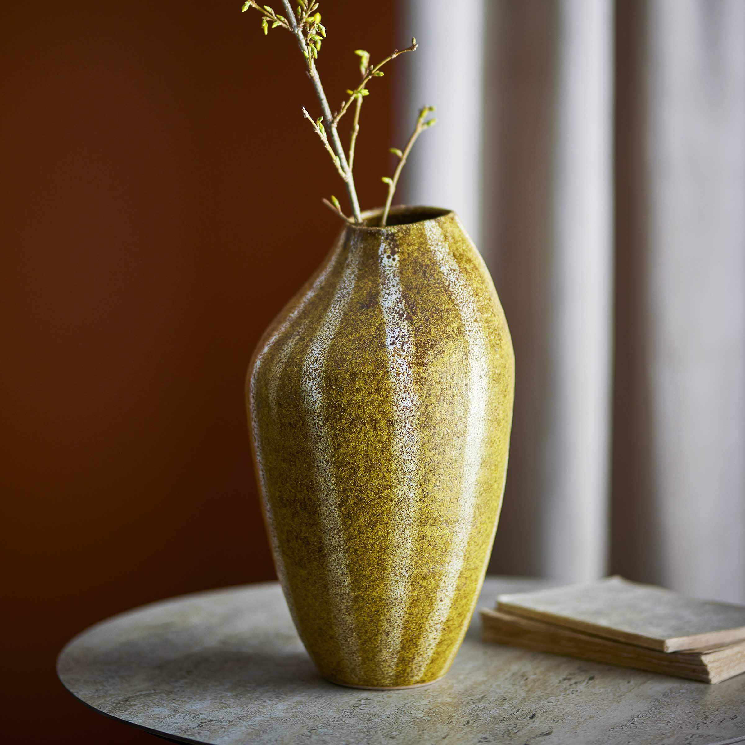Bloomingville Vaas Abella 35cm hoog - Geel