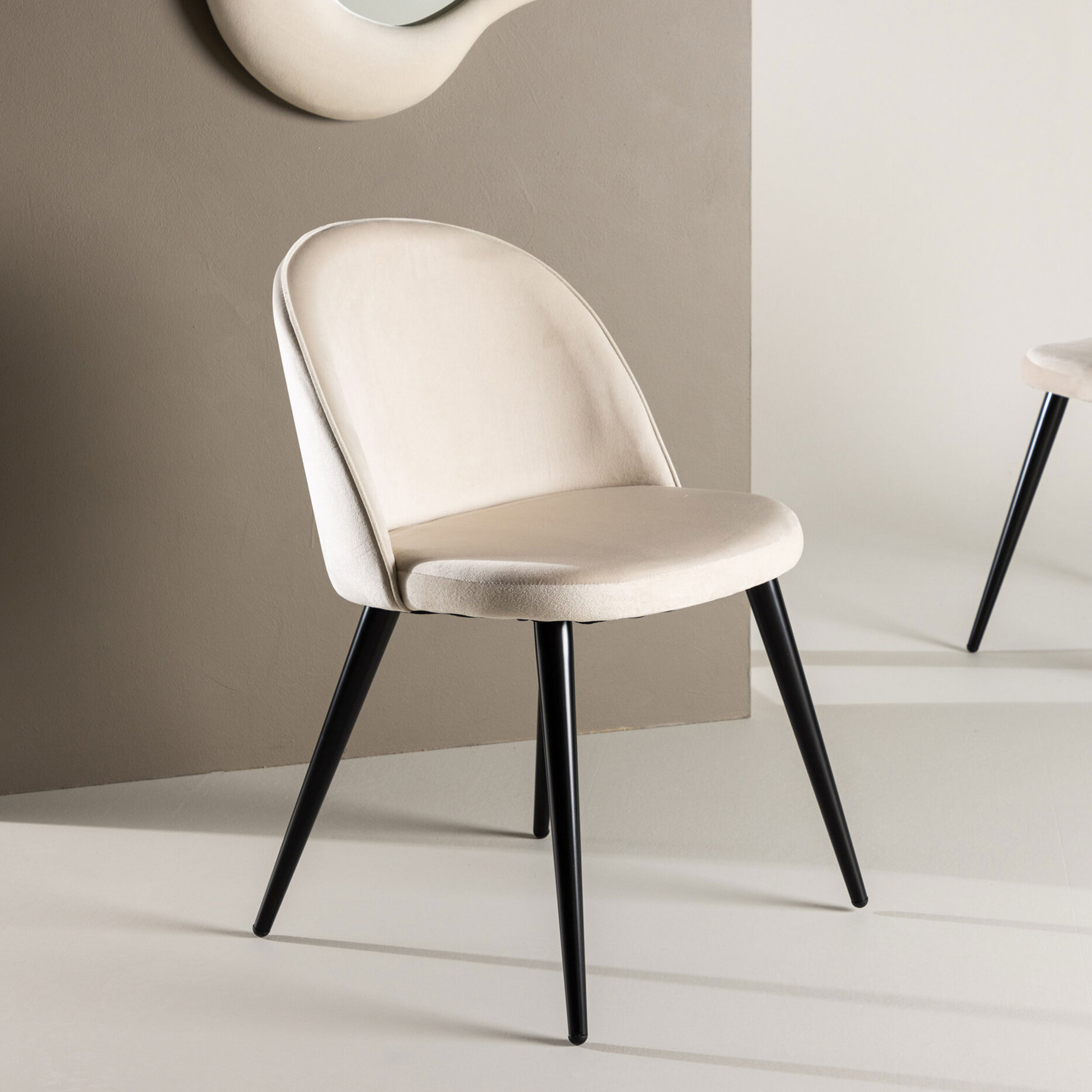 Nohr Eetkamerstoel 'Amon' Velvet met zwarte poot