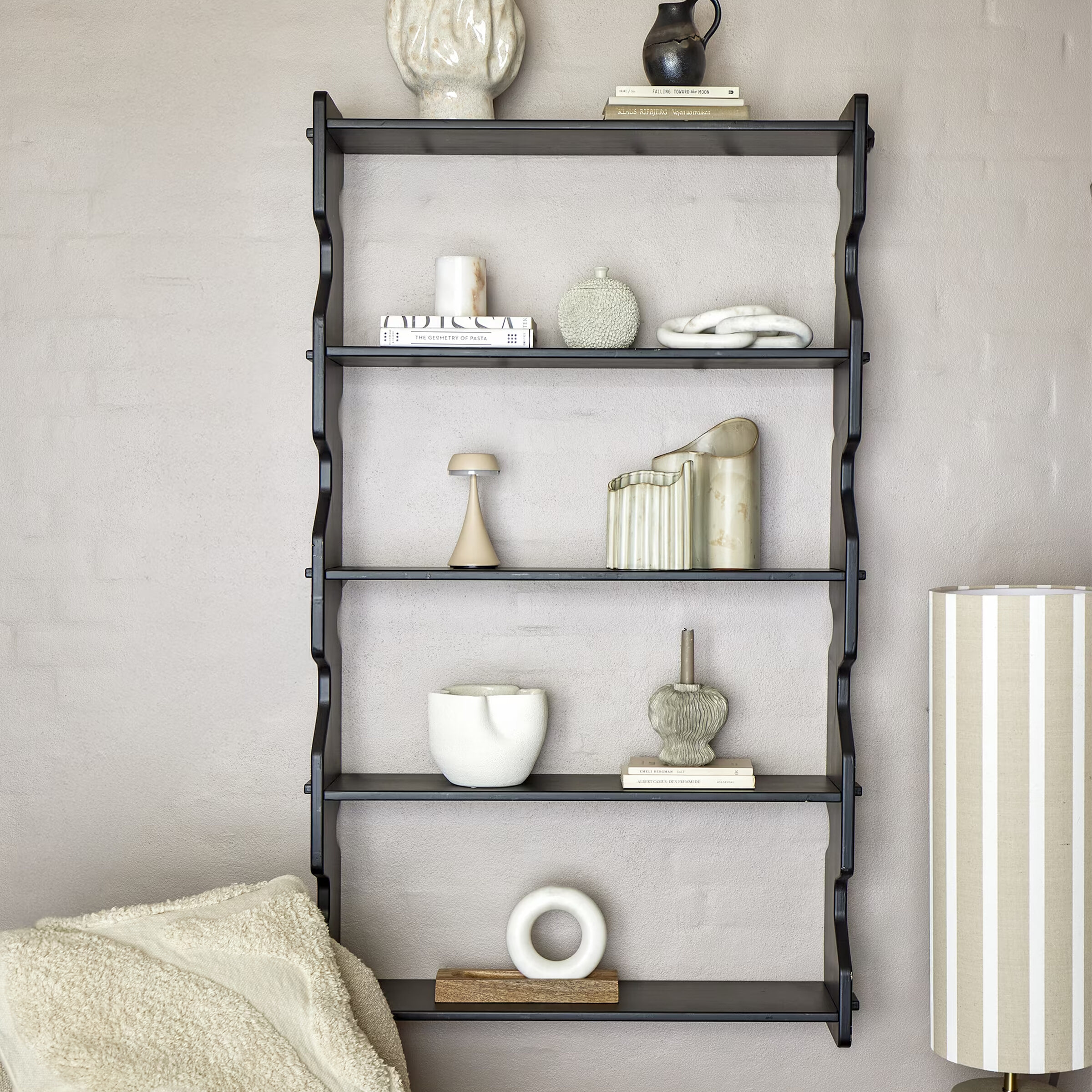 Bloomingville Wandrek Savoya, 140 x 84cm - Zwart