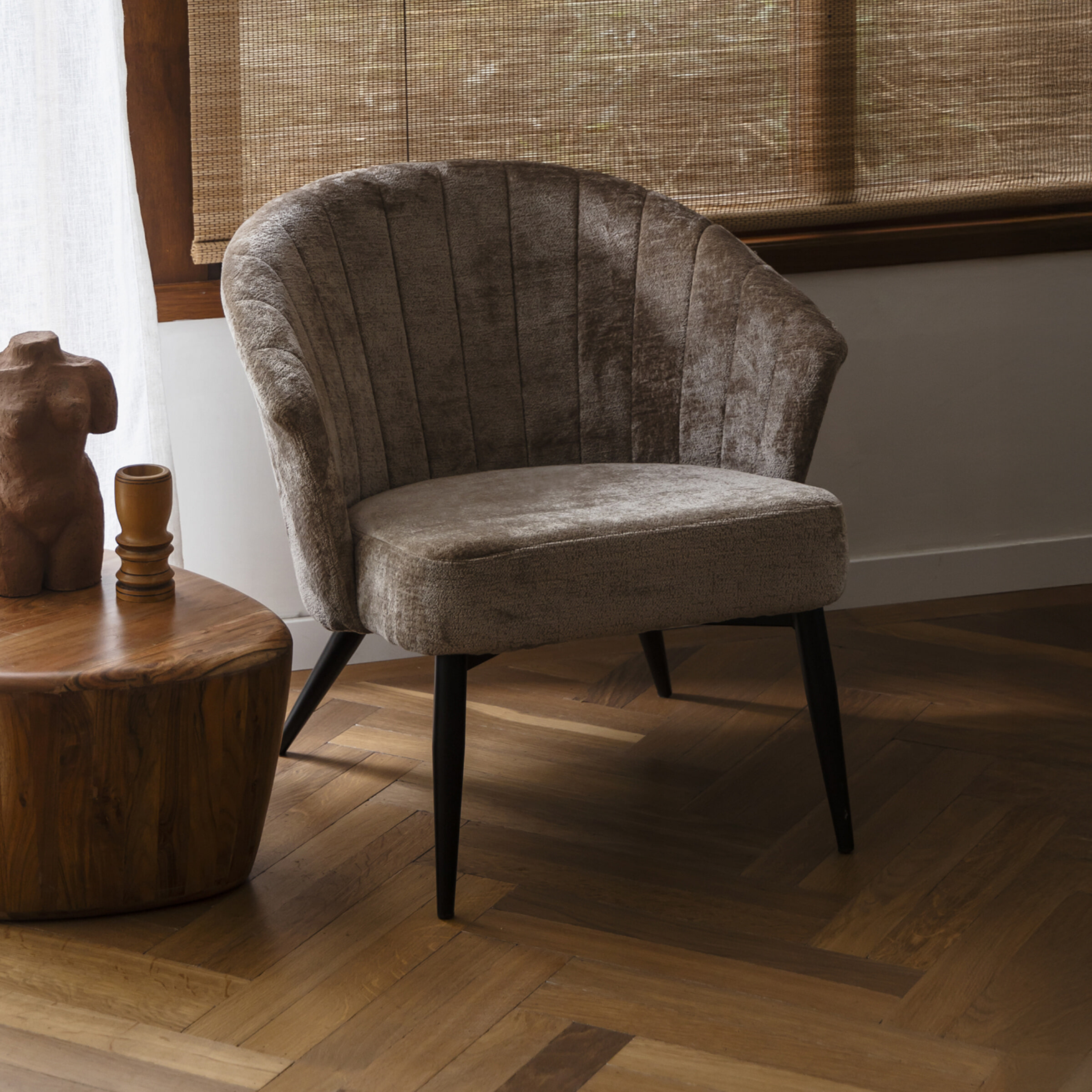 Dutchbone Fauteuil 'Georgia' Chenille, kleur Beige