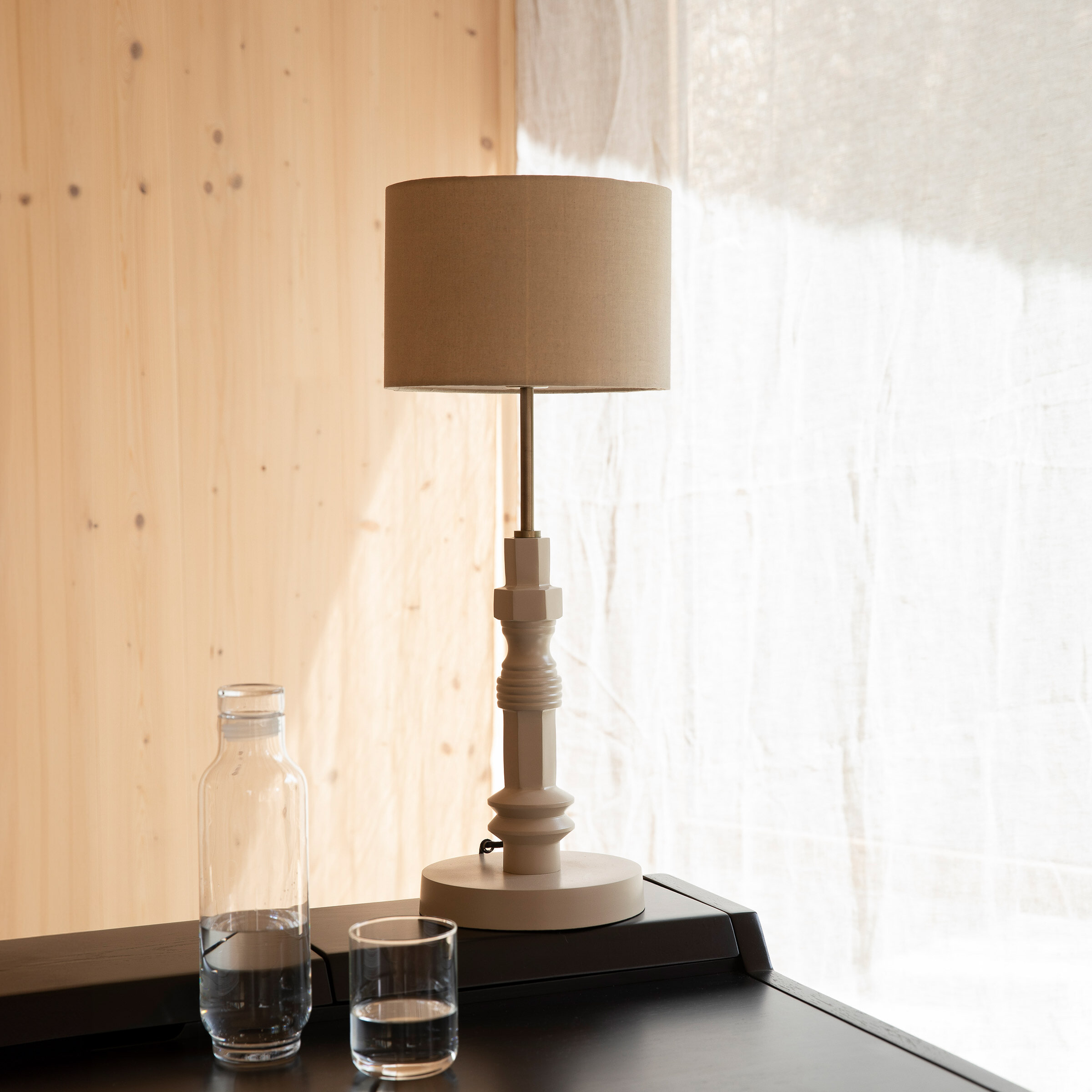 Zuiver Tafellamp 'Totem' 65cm hoog