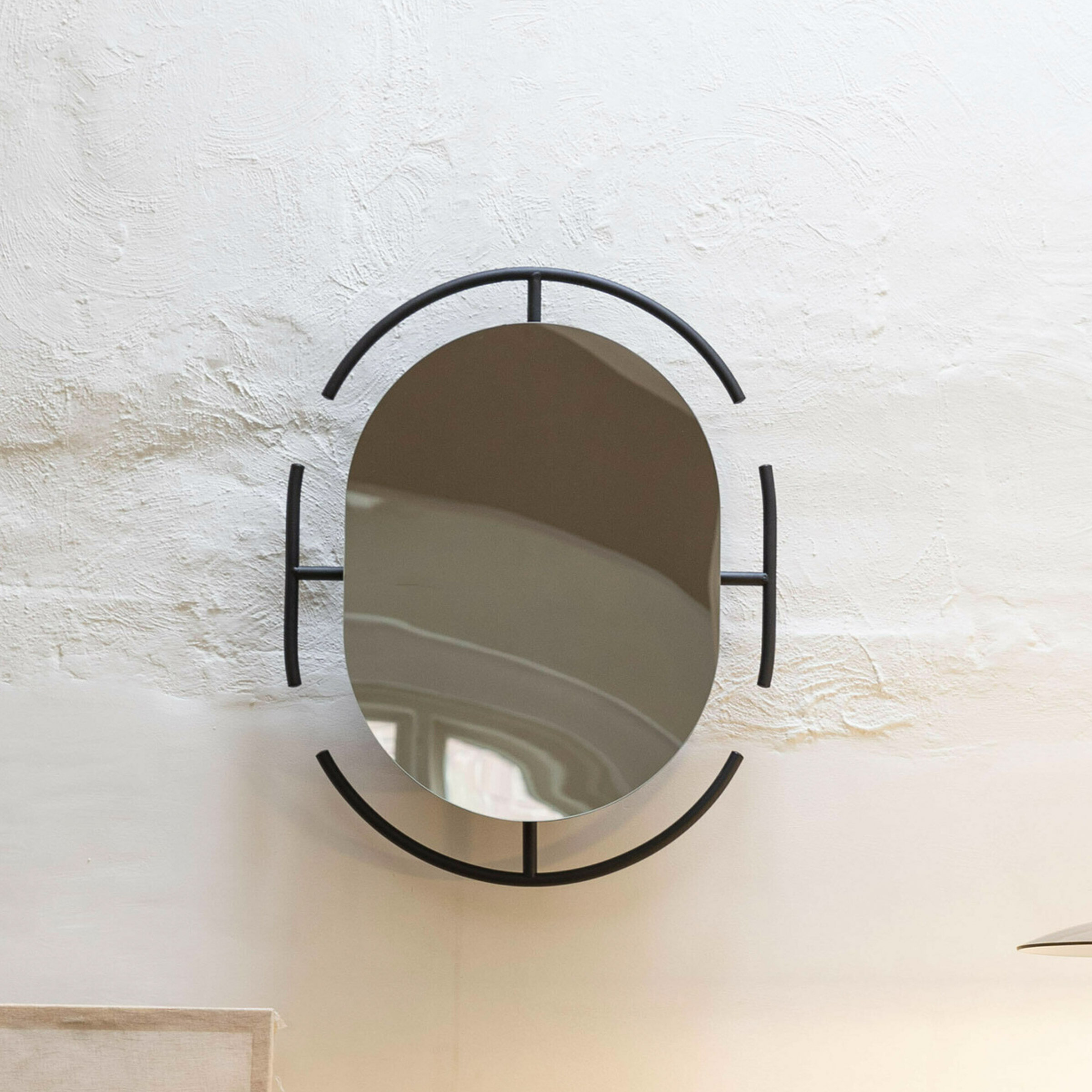 Zuiver Ovale Spiegel Emma 70 x 56cm - Zwart - Ovaal