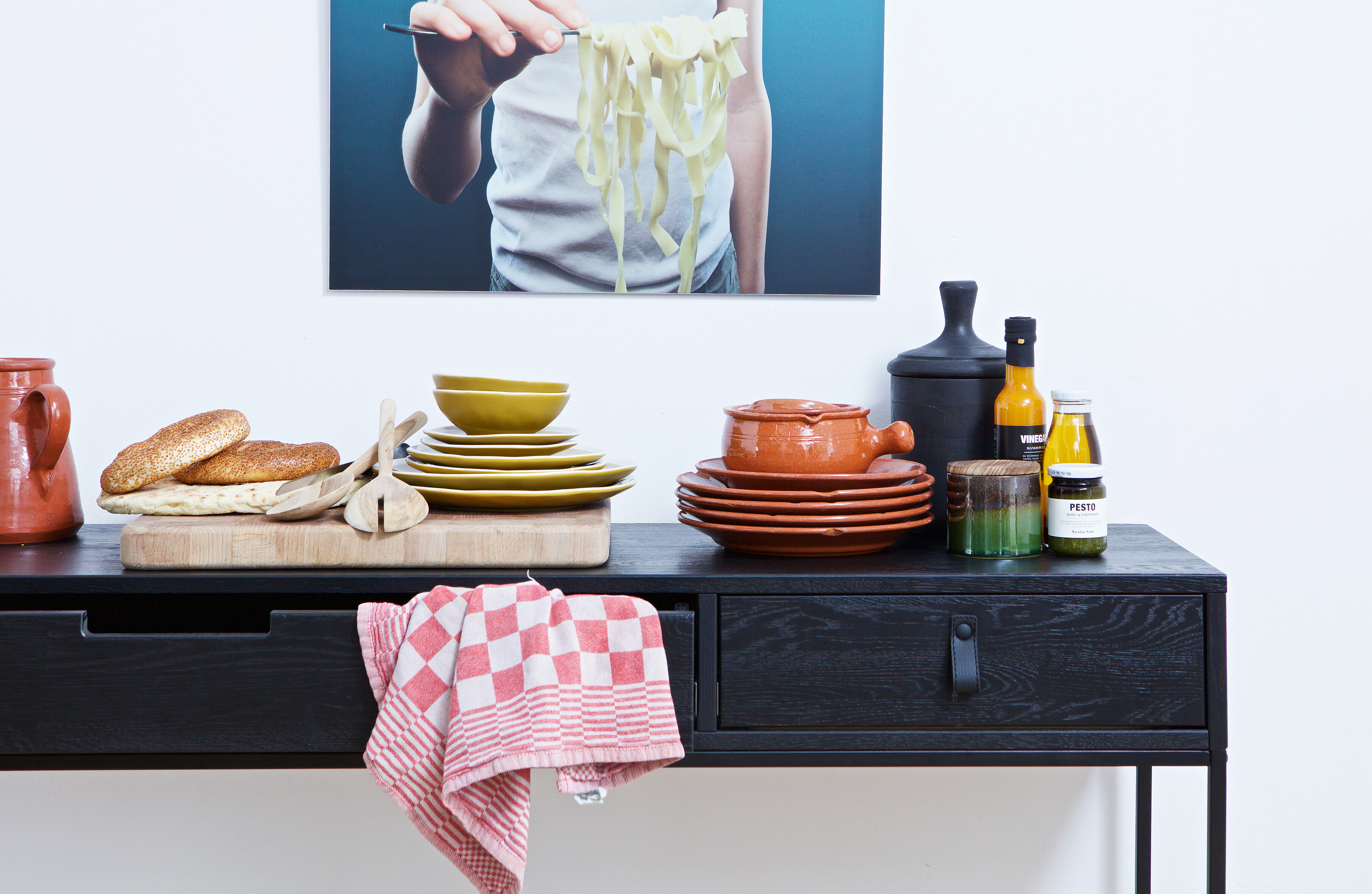 WOOOD Sidetable 'Silas' 140cm, kleur Zwart