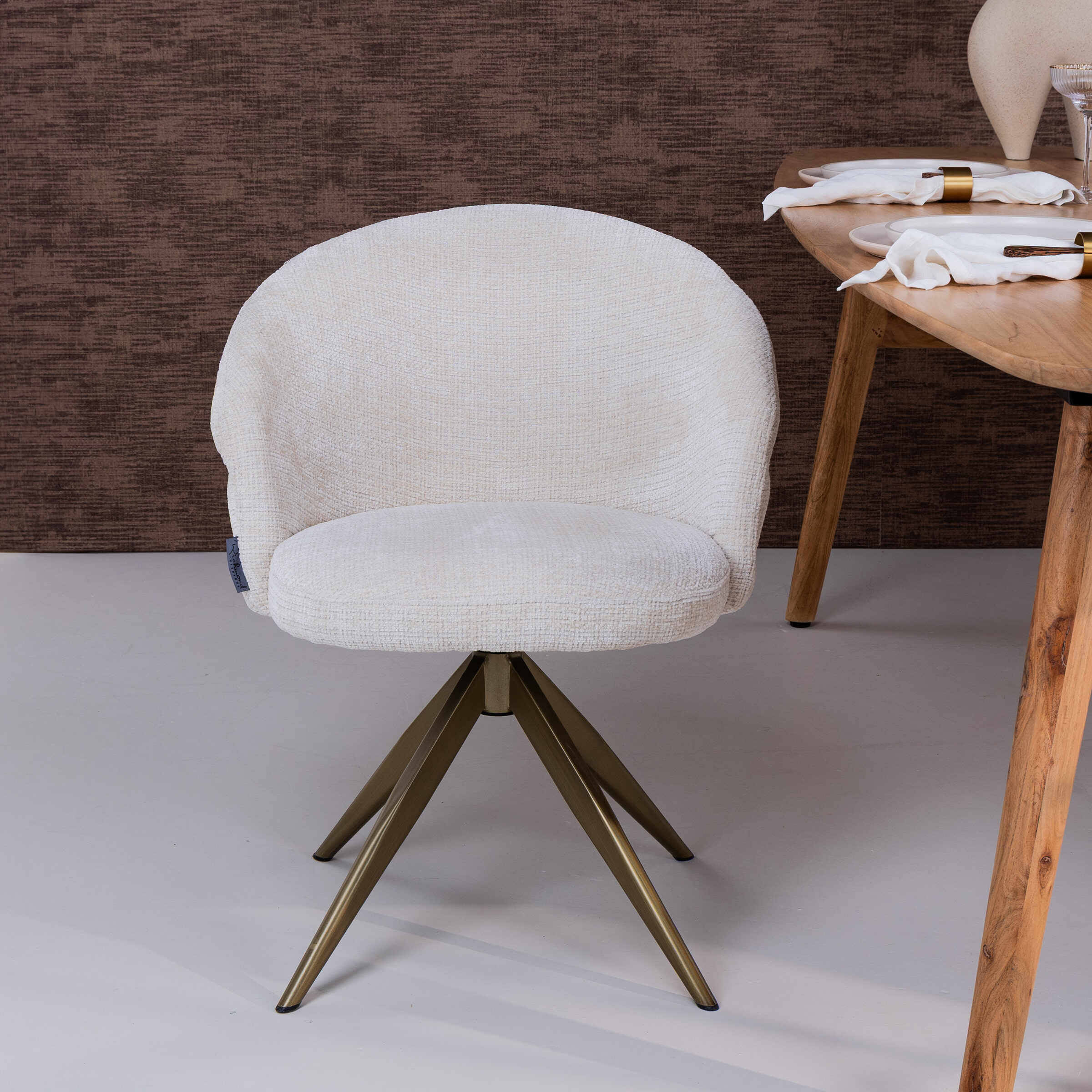 Richmond Draaibare Eetkamerstoel 'Zendaya' Chenille, kleur Beige