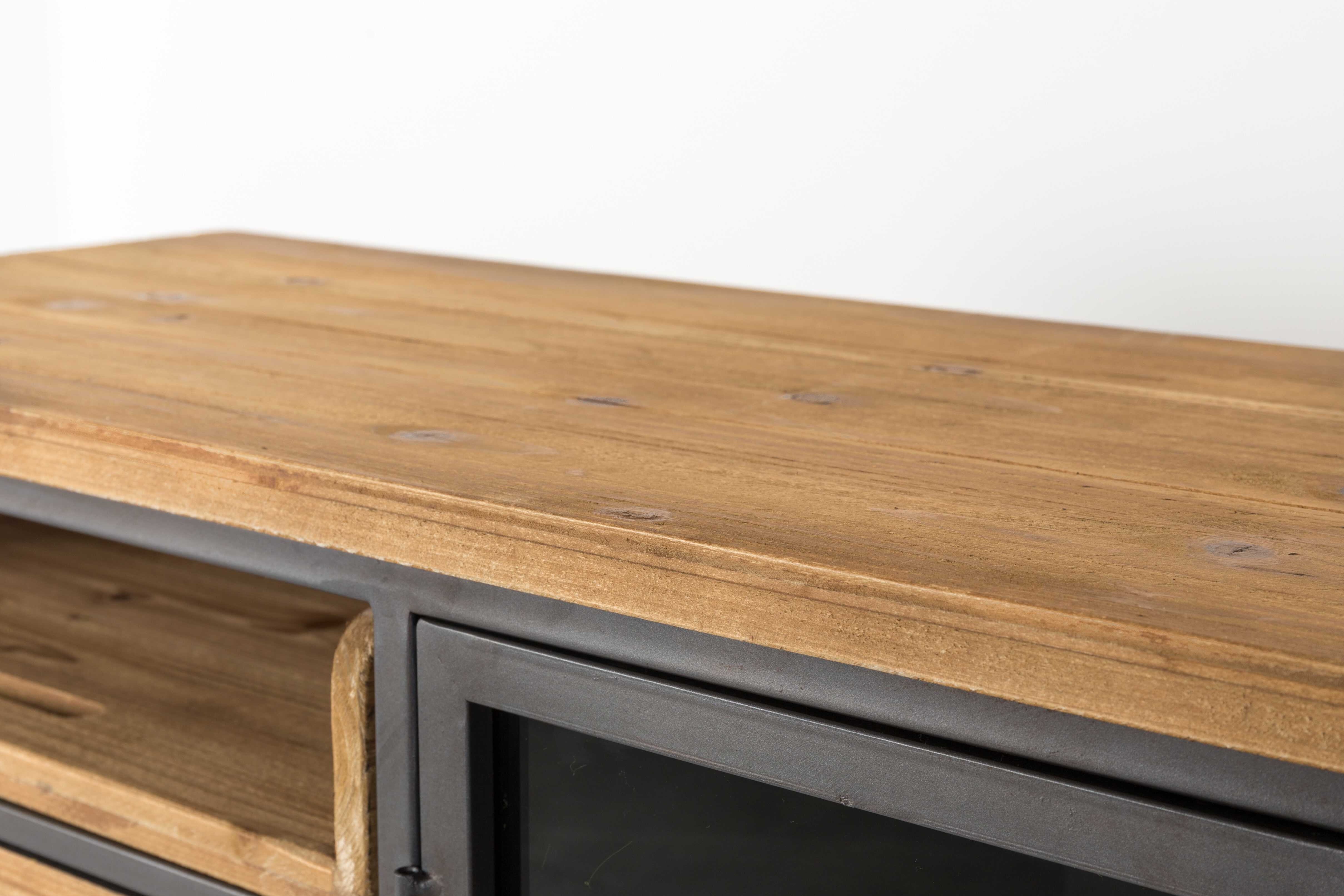 ZILT Industrieel Dressoir 'Clay' 113cm