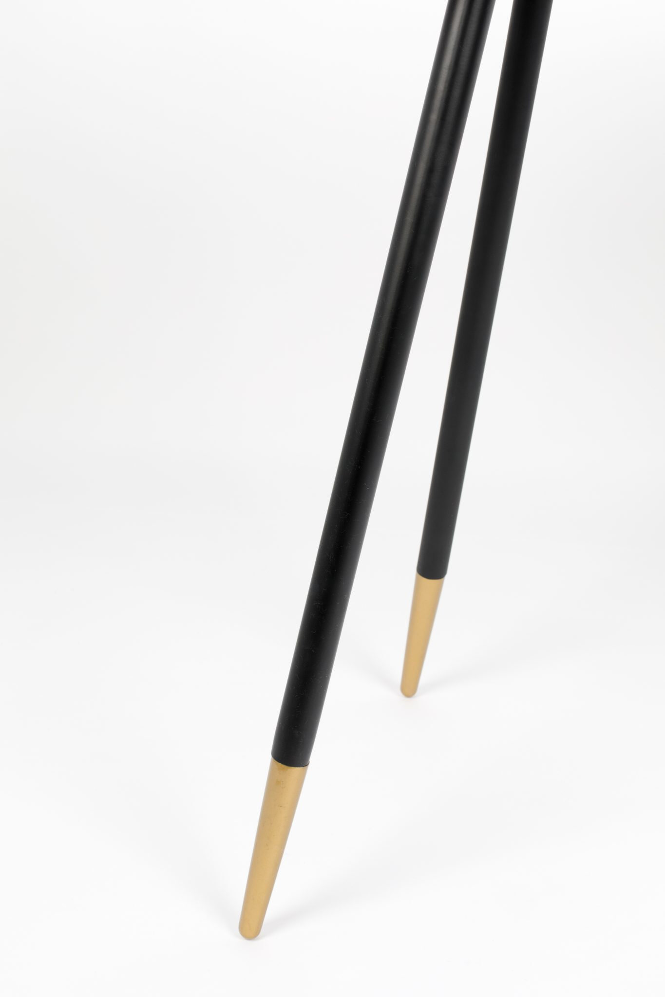 ZILT Sidetable 'Gert' Walnoot, 121cm