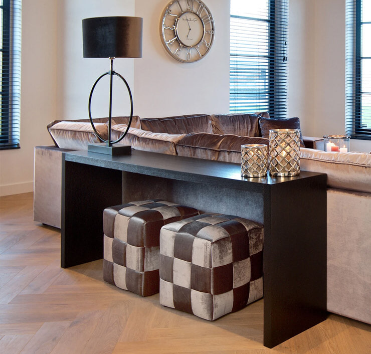 Sidetable Oakura